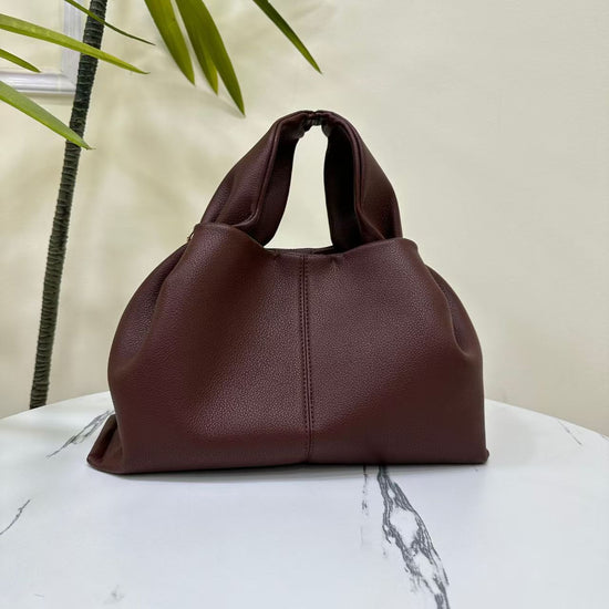 Fashionable shoulder crossbody handbag