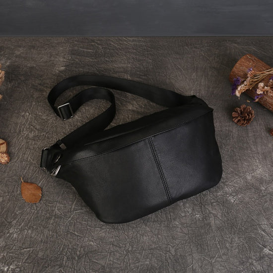 New Top Layer Cowhide Casual Chest Bag Fashion Versatile High-end Small Saddle Bag Solid Color Crossbody Shoulder Bag for Women